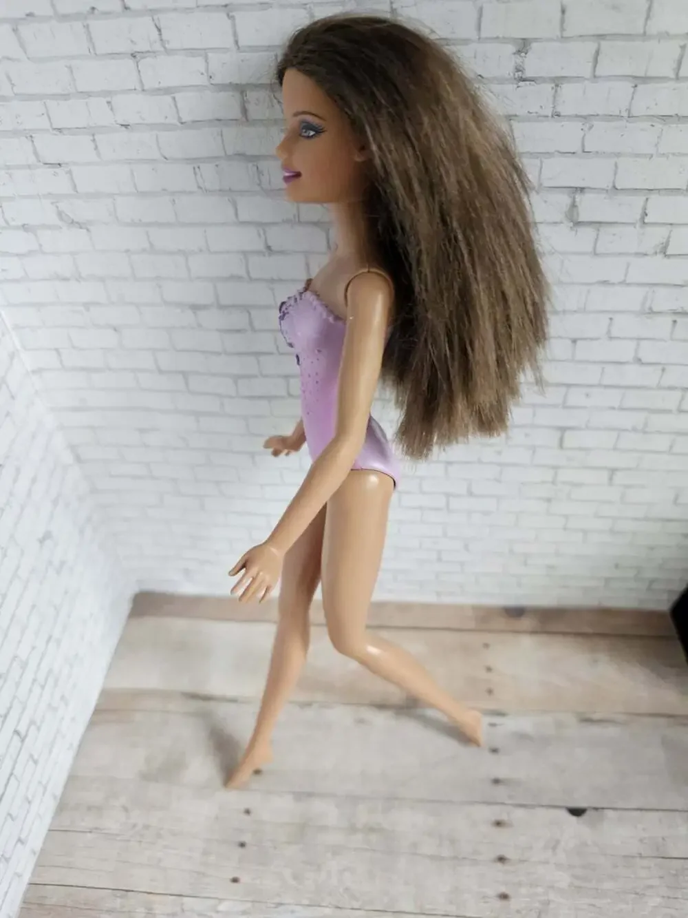 2011 Barbie Flower N Flutter Fairy Teresa Purple Fairytopia Doll Mattel